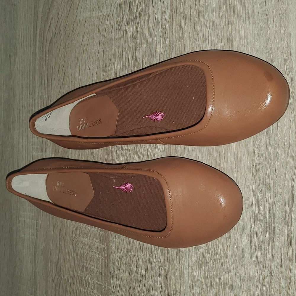 NWOT  Ros Hommerson leather loafers 8W.